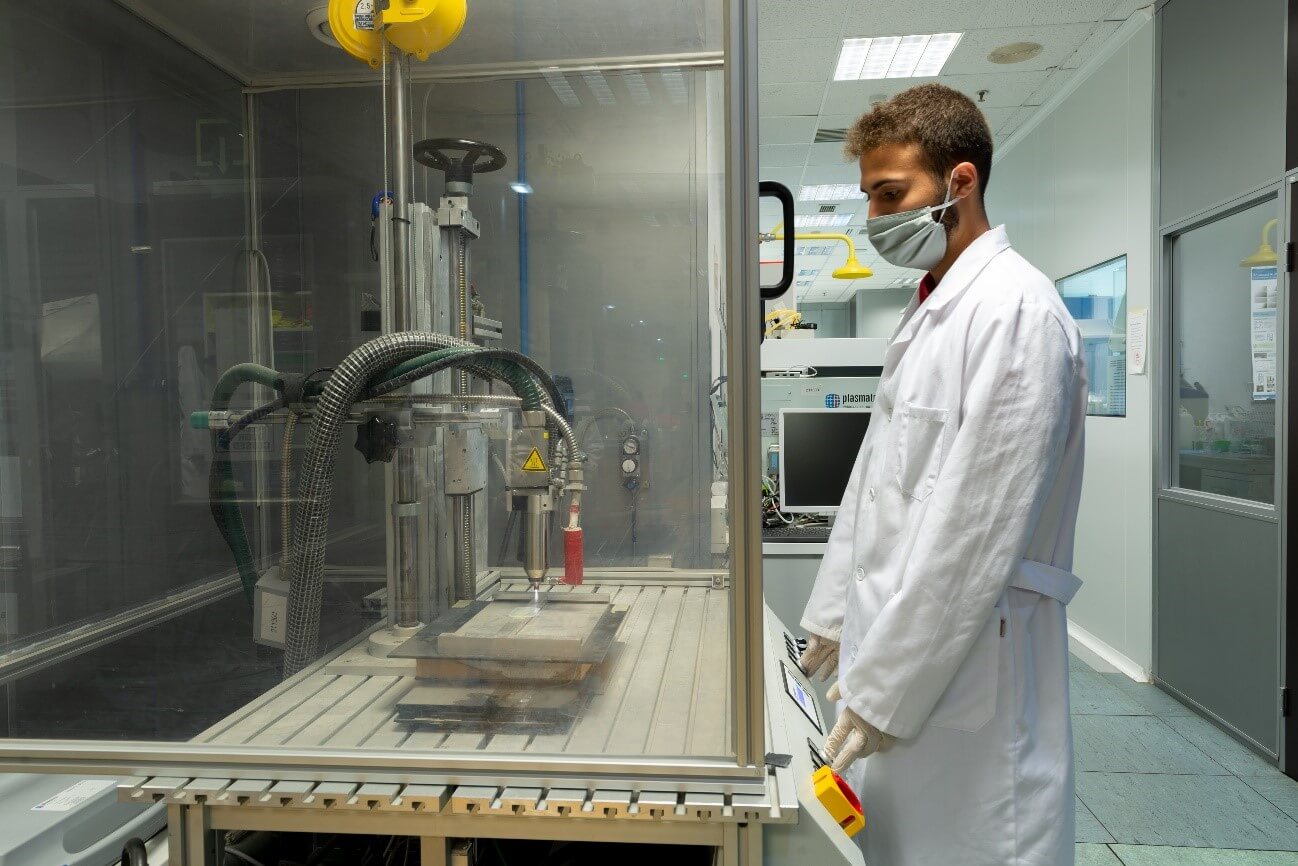 Innovation in materials through Atmospheric Plasma technology Innovation in materials through Atmospheric Plasma technology
