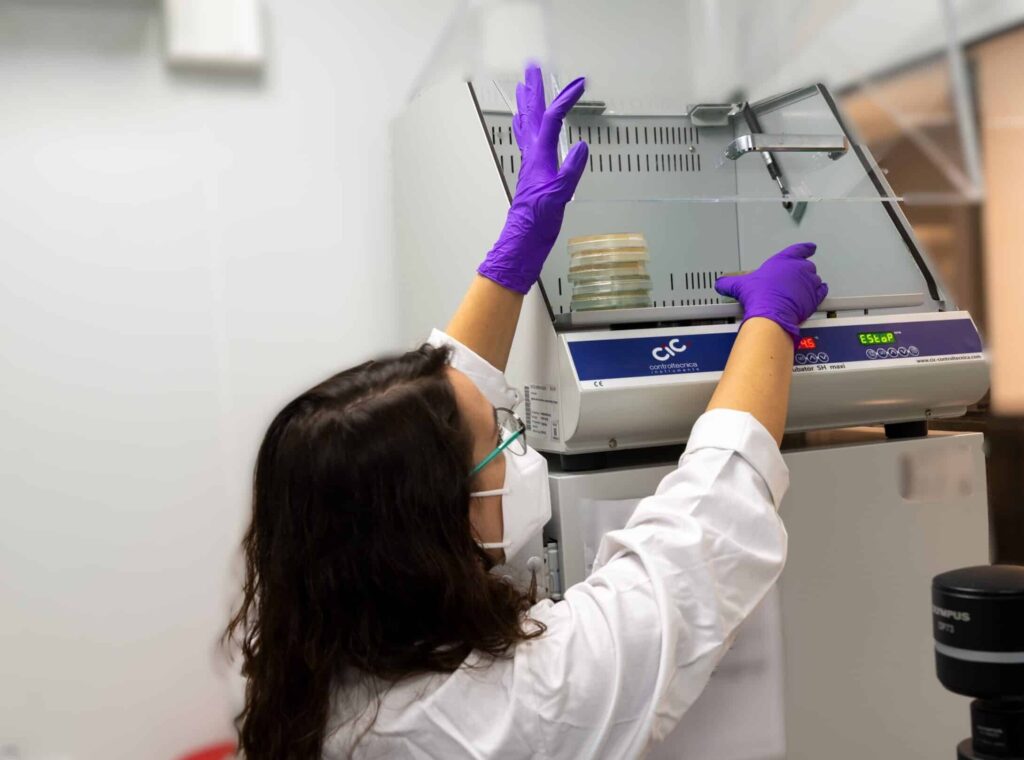 Sala de Microbiología