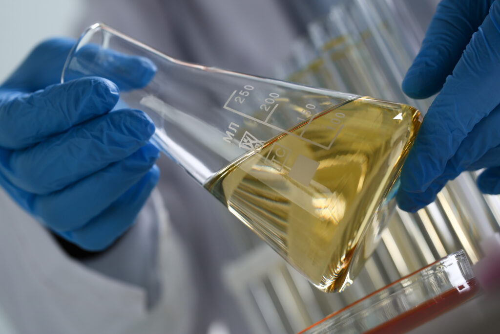 Testing of lubricants and industrial oils Ensayos de lubricantes industriales
