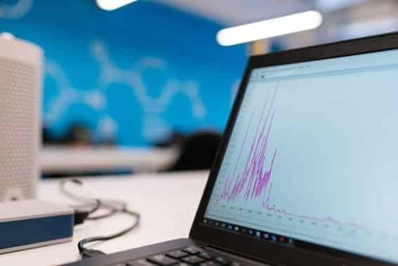 Montaje y programación de un sensor personalizado que facilite la adquisición de datos por parte del usuario Montaje y programación de un sensor personalizado que facilite la adquisición de datos por parte del usuario