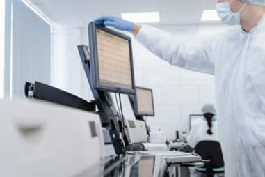 Montaje y programación de un sensor personalizado que facilite la adquisición de datos por parte del usuario Montaje y programación de un sensor personalizado que facilite la adquisición de datos por parte del usuario