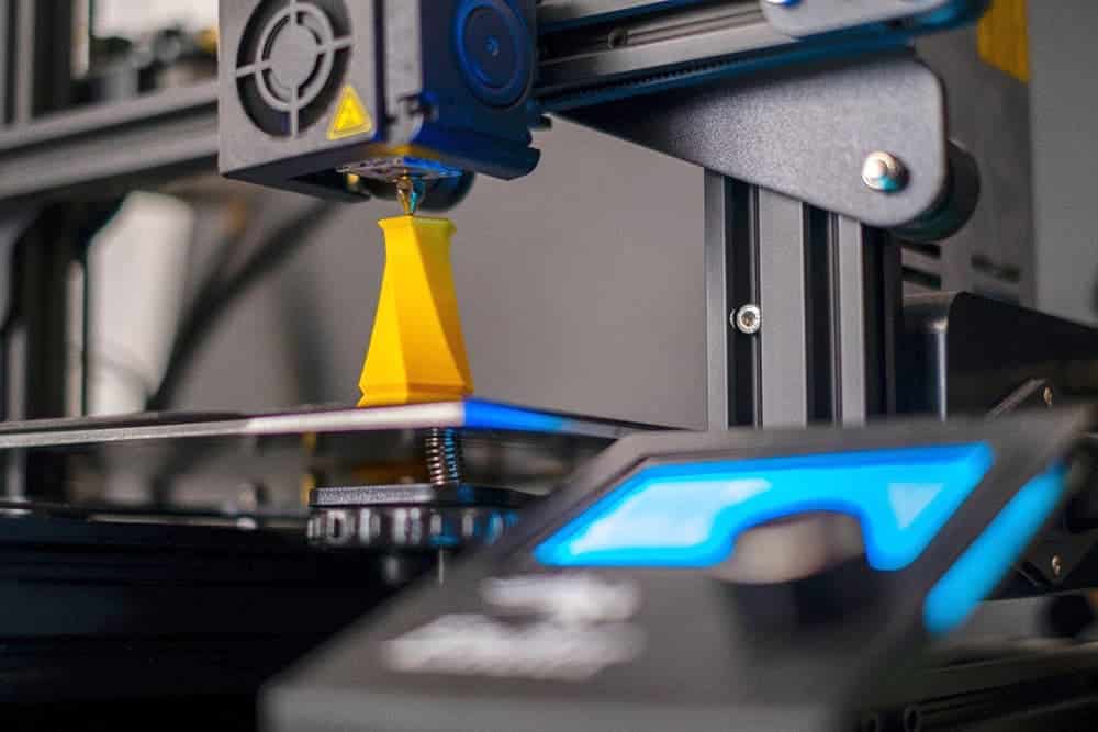 Reciclabilidad y reutilización de residuos industriales de PLA, PET y TPU para la obtención de hilo de impresión 3D Reciclabilidad y reutilización de residuos industriales de PLA, PET y TPU para la obtención de hilo de impresión 3D